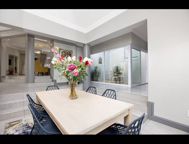 7 BEDROOM HOUSE FOR SALE IN DAINFERN GOLF ESTATE